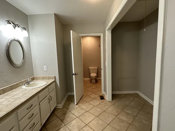 $2,200 | 523 Belle Pointe Court, Nashville, TN 37221