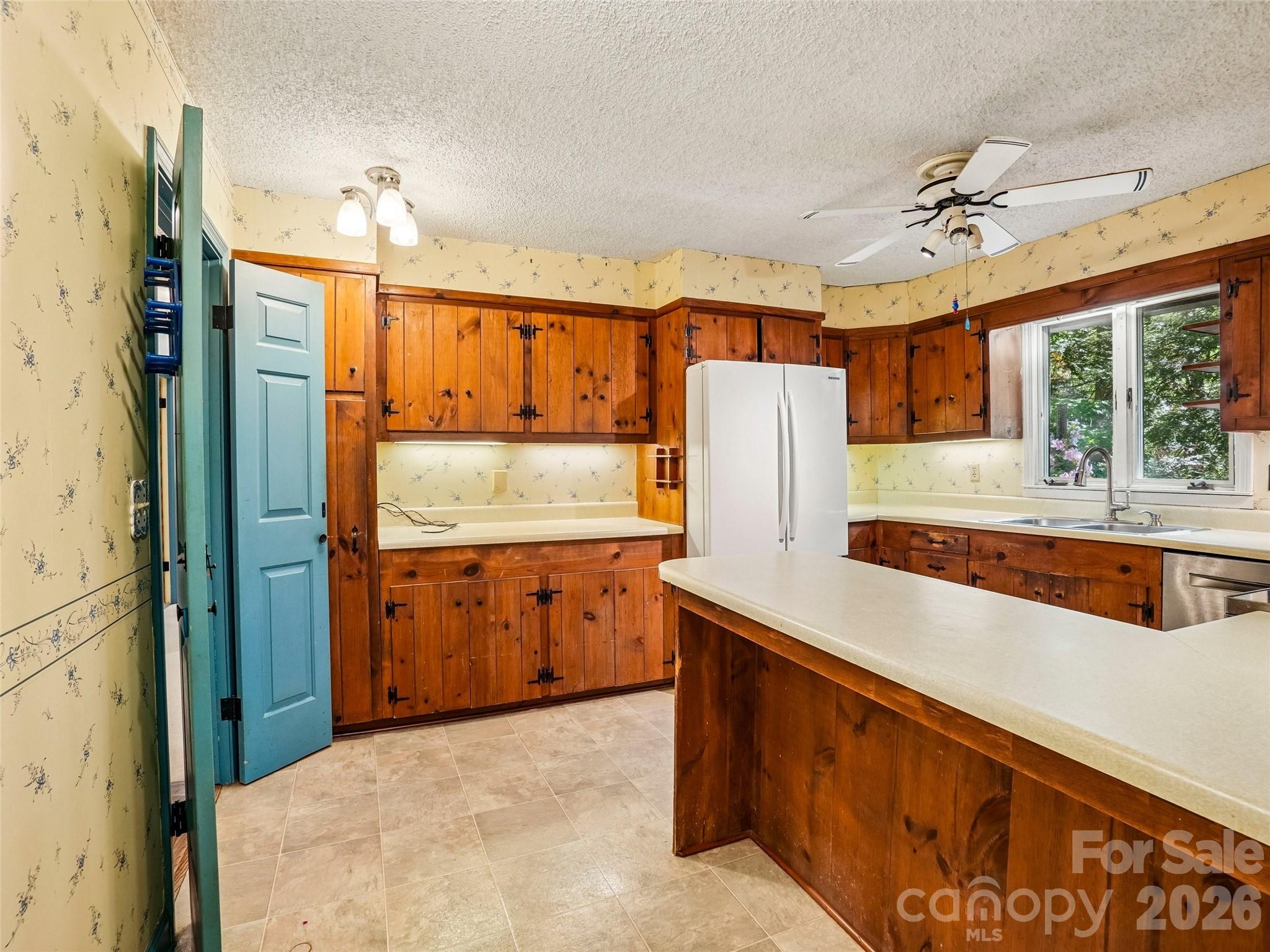 114 Overlook Road Asheville, NC 28803 - Photo 16 of 41