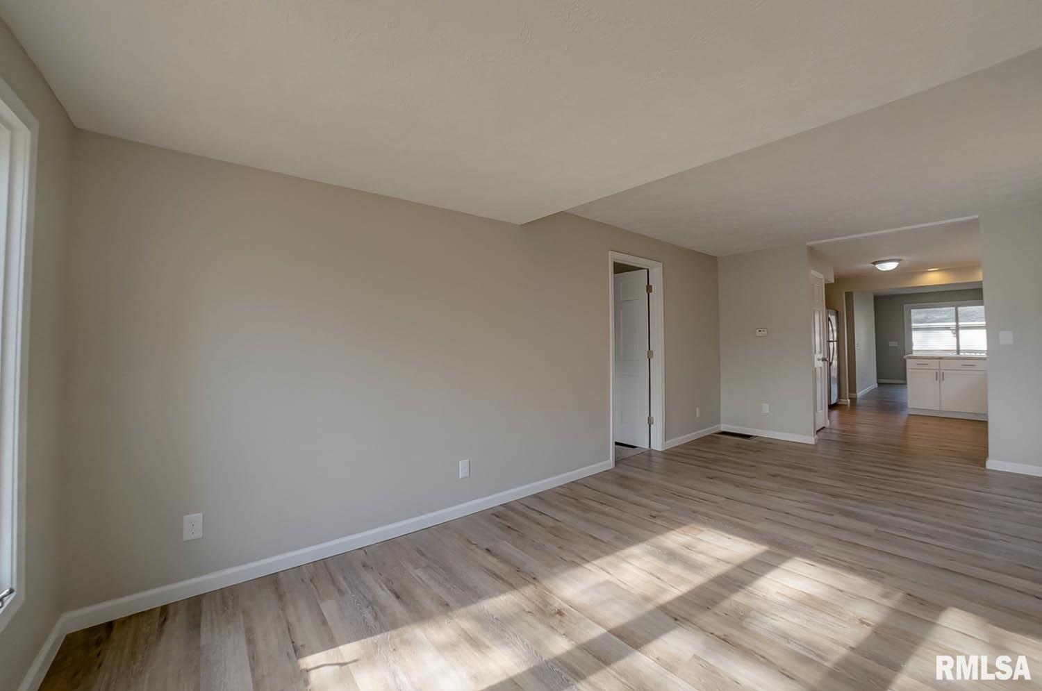 1521 West Selinger Street Springfield, IL 62702 - Photo 25 of 31