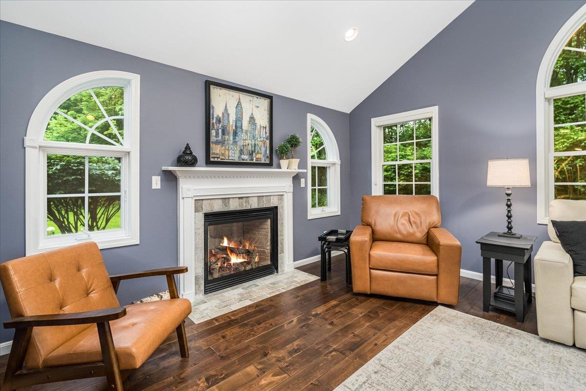 14 Nathaniel Drive Hudson, NH 03051 - Photo 17 of 60