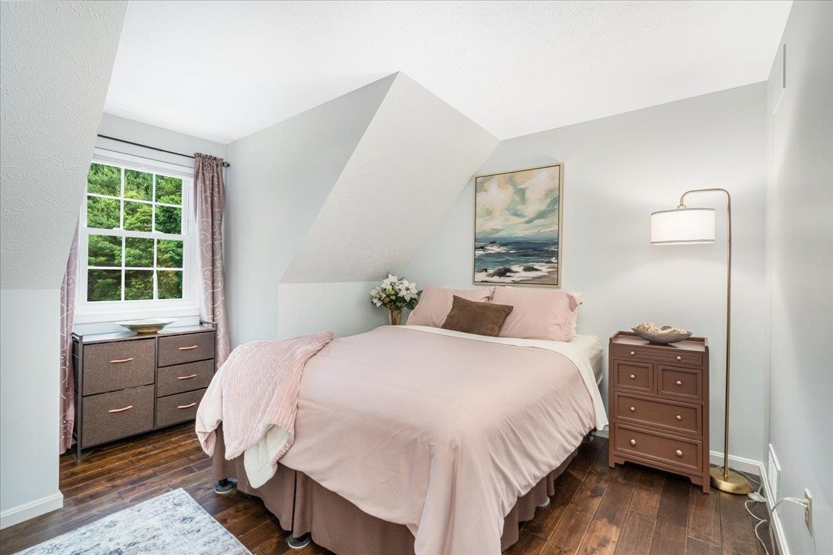 14 Nathaniel Drive Hudson, NH 03051 - Photo 31 of 60