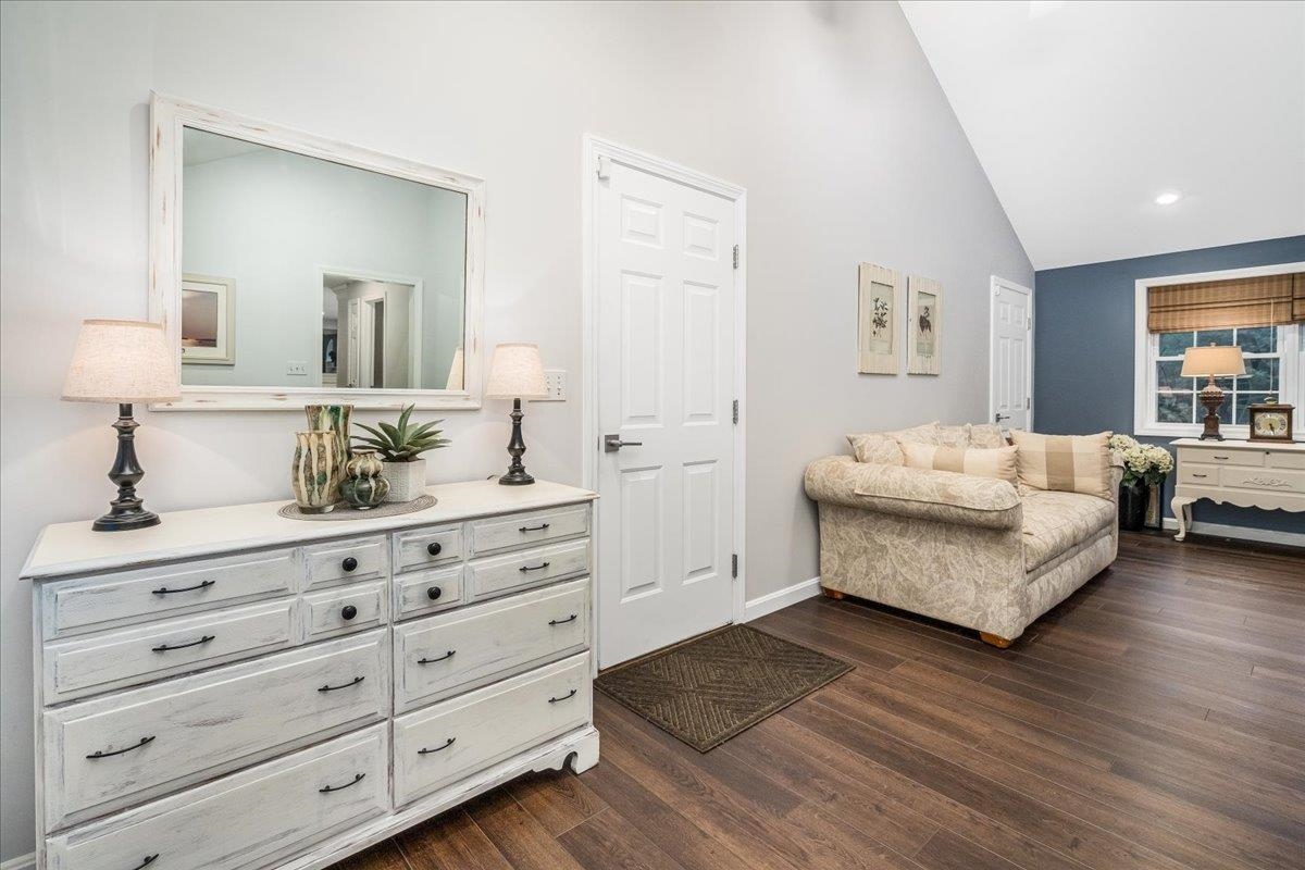 14 Nathaniel Drive Hudson, NH 03051 - Photo 7 of 60