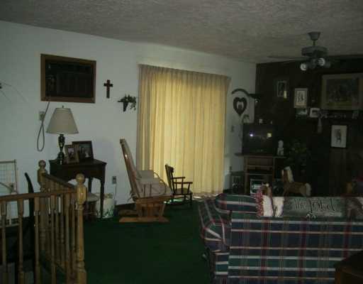 298 Mount Morris Road Mount Morris, PA 15349 - Photo 5 of 6