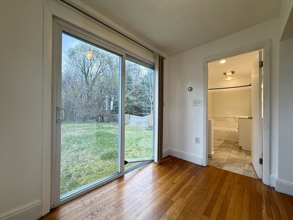 98 West Spring Street Avon, MA 02322 - Photo 12 of 20