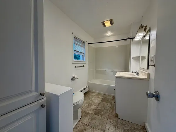 $3,000 | 98 West Spring Street, Avon, MA 02322