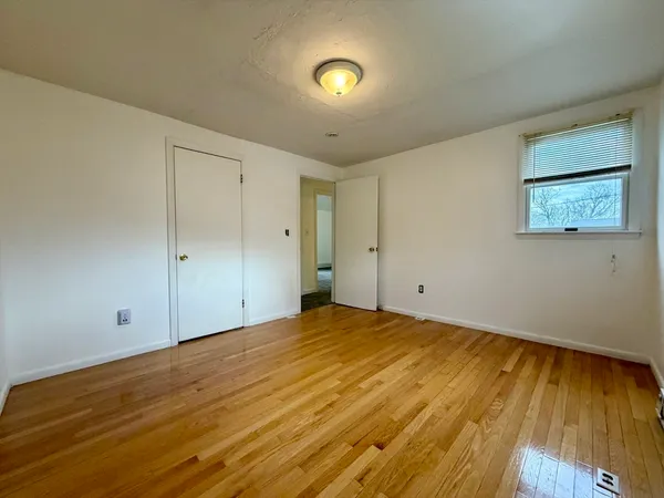 $3,000 | 98 West Spring Street, Avon, MA 02322
