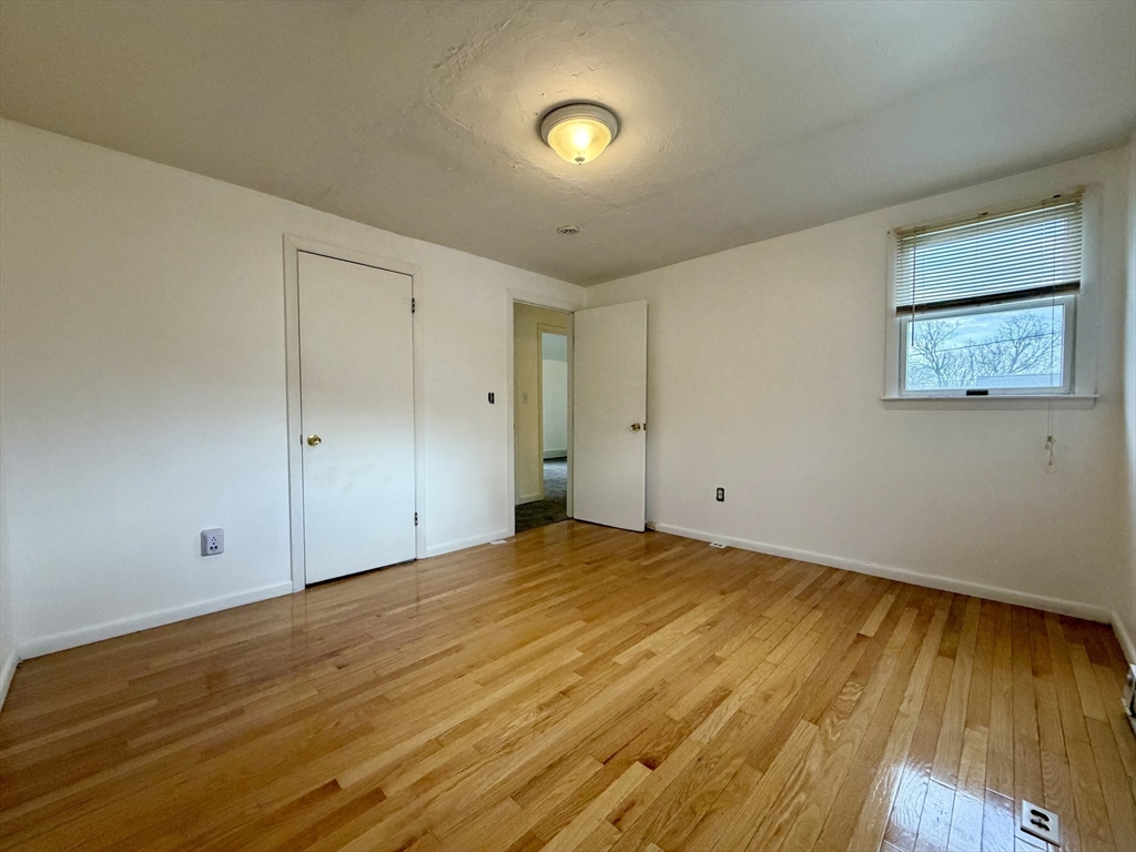 98 West Spring Street Avon, MA 02322 - Photo 20 of 20