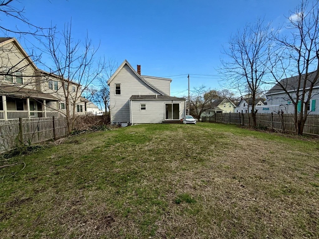 98 West Spring Street Avon, MA 02322 - Photo 4 of 20