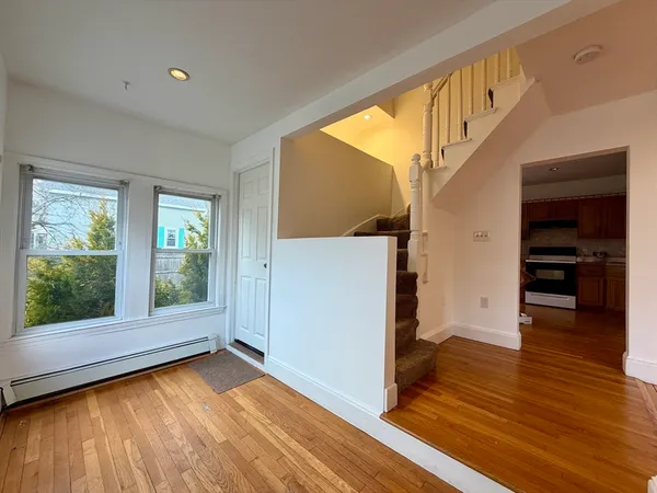 $3,000 | 98 West Spring Street, Avon, MA 02322