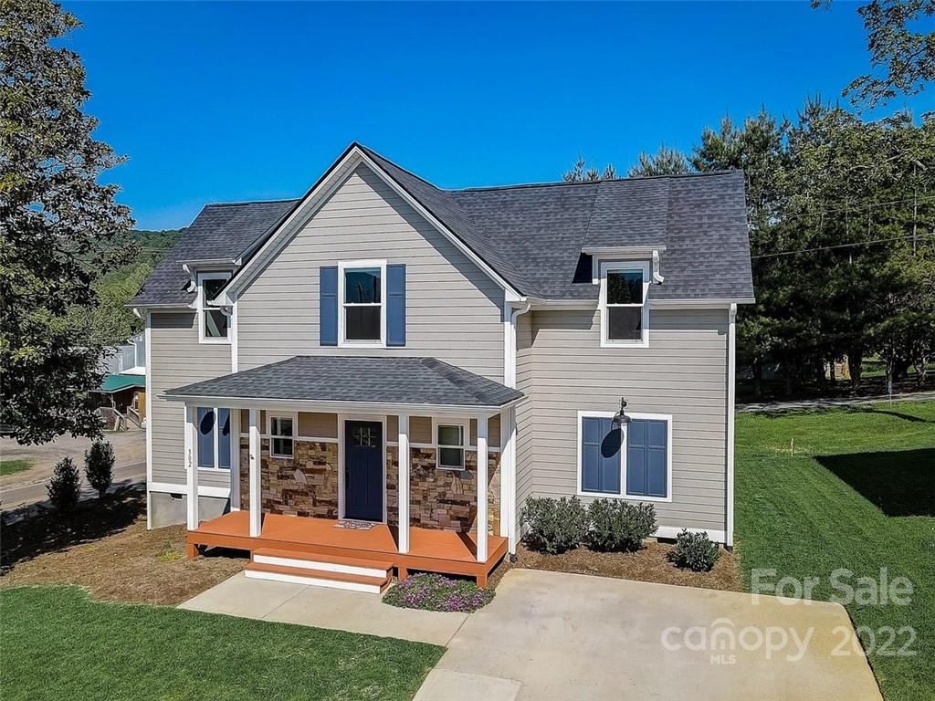 302 Magnolia Ridge Road Swannanoa, NC 28778 - Photo 1 of 31 Gallery Image 1
