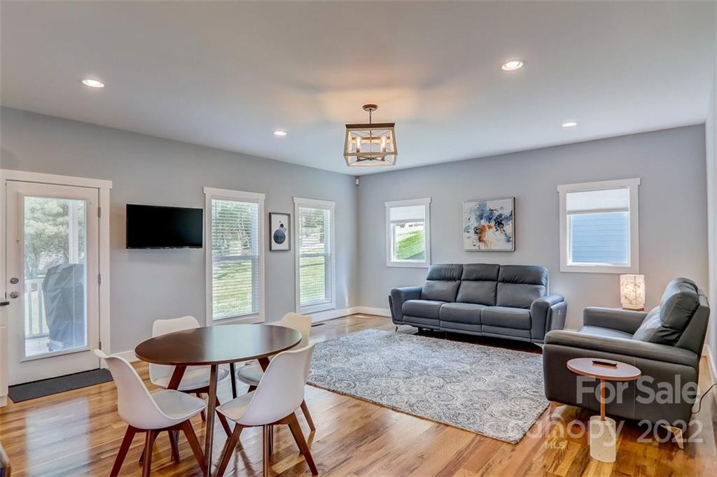 302 Magnolia Ridge Road Swannanoa, NC 28778 - Photo 11 of 31 Gallery Image 11