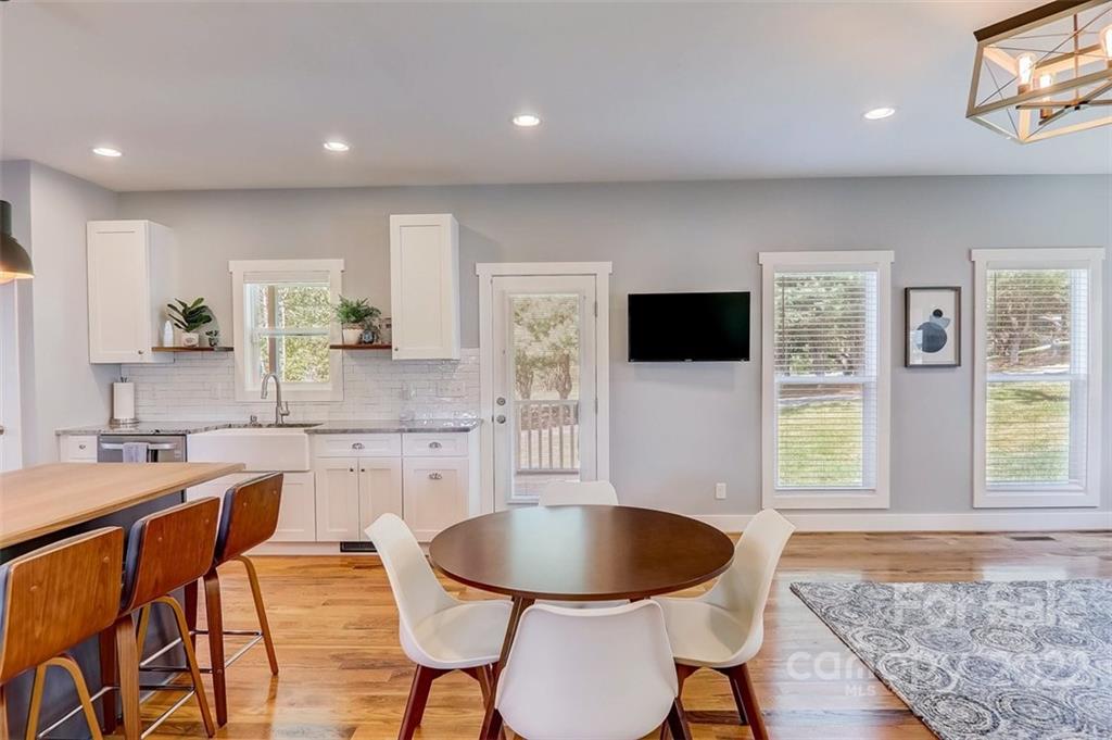 302 Magnolia Ridge Road Swannanoa, NC 28778 - Photo 16 of 31 Gallery Image 16