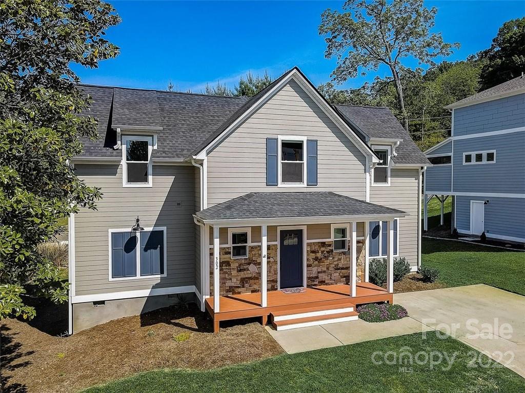 302 Magnolia Ridge Road Swannanoa, NC 28778 - Photo 3 of 31 Gallery Image 3