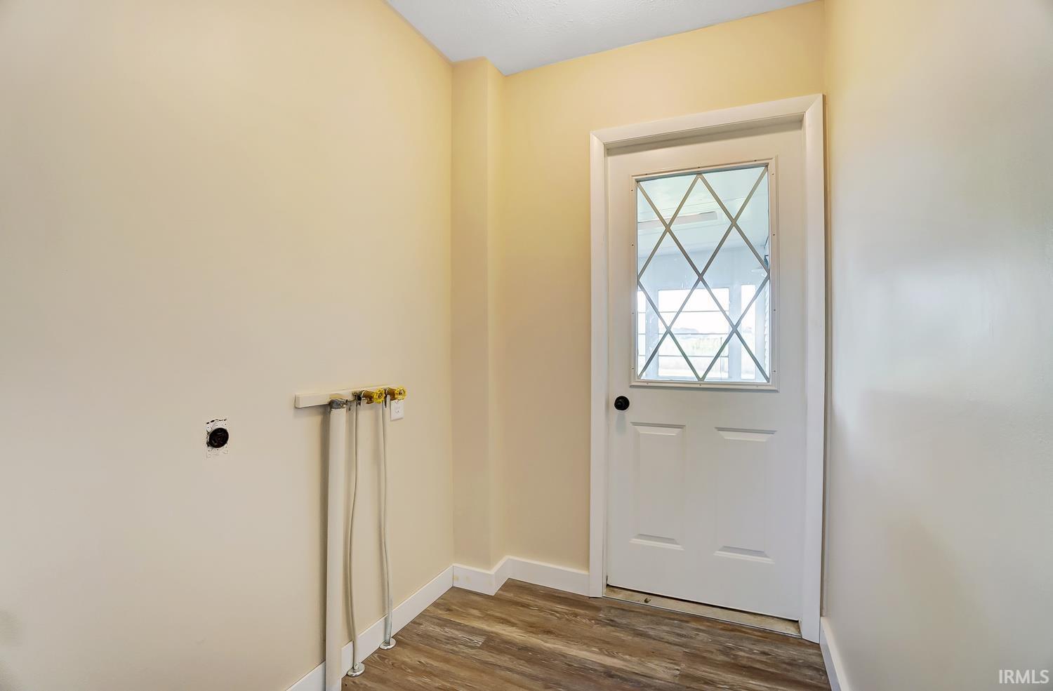 4160 South Packerton Road Warsaw, IN 46580 - Photo 20 of 35 Gallery Image 20