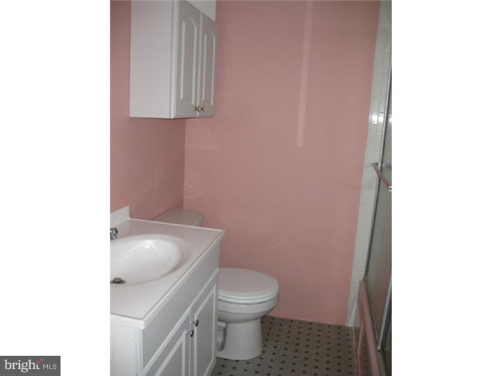 352 Newtown Road Warminster, PA 18974 - Photo 11 of 17 Master Bathroom