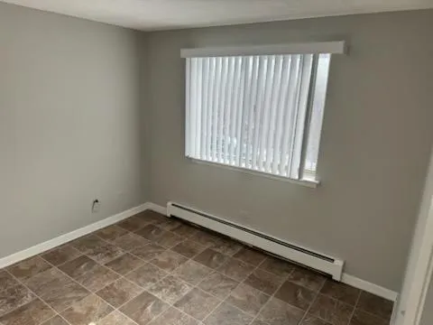 $1,800 | 7151 170th Street, Unit 1E, Tinley Park, IL 60477