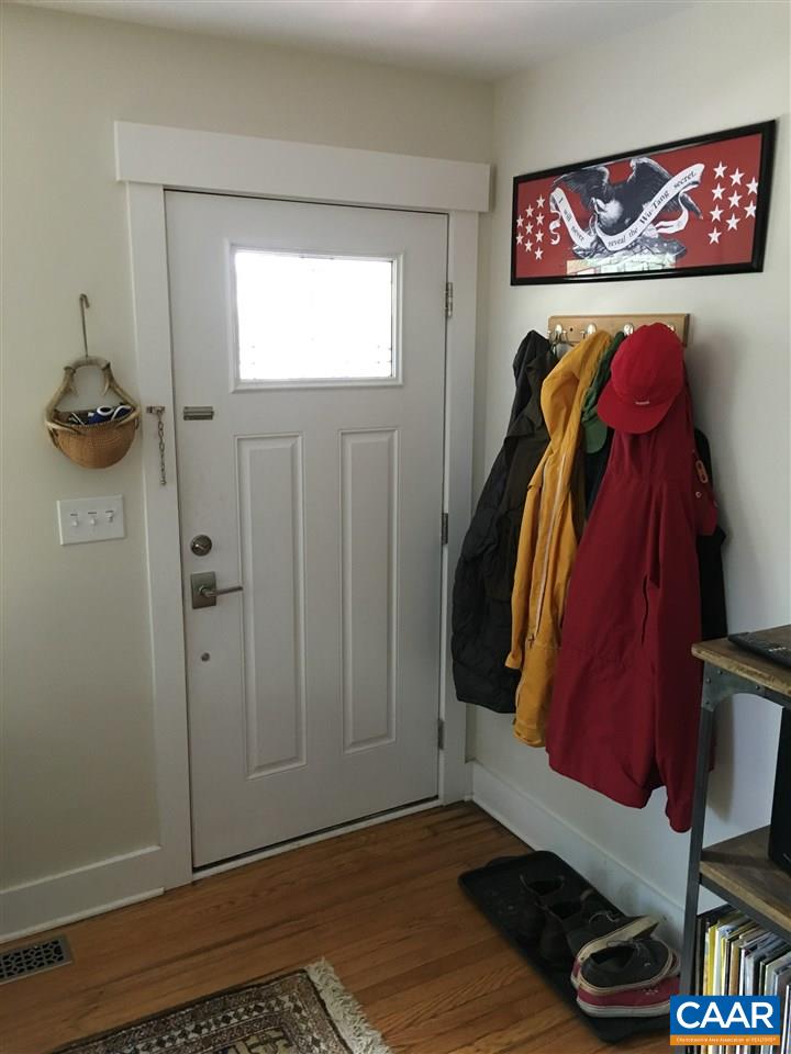 718 McIntire Road Charlottesville, VA 22902 - Photo 15 of 27