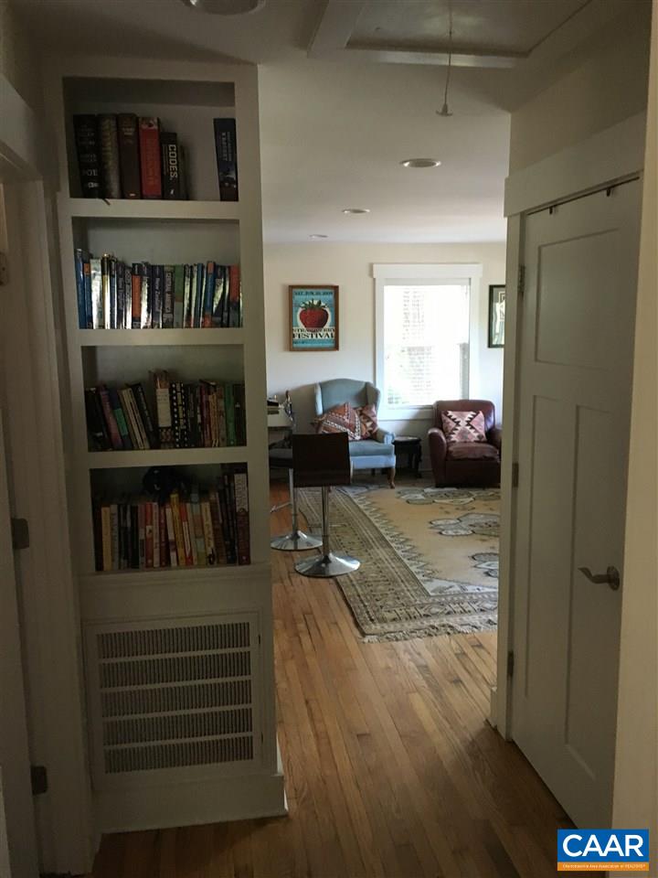 718 McIntire Road Charlottesville, VA 22902 - Photo 16 of 27