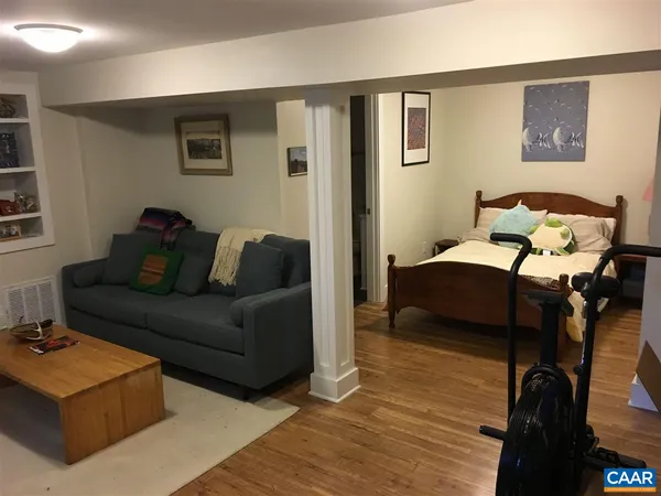 $2,800 | 718 McIntire Road, Charlottesville, VA 22902