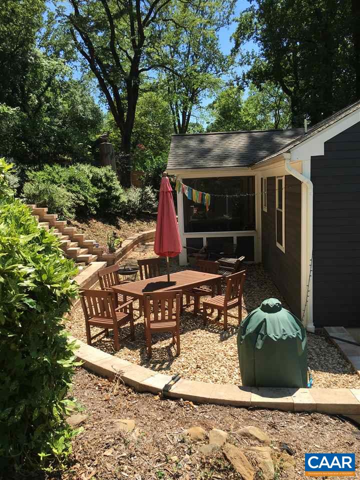 718 McIntire Road Charlottesville, VA 22902 - Photo 6 of 27