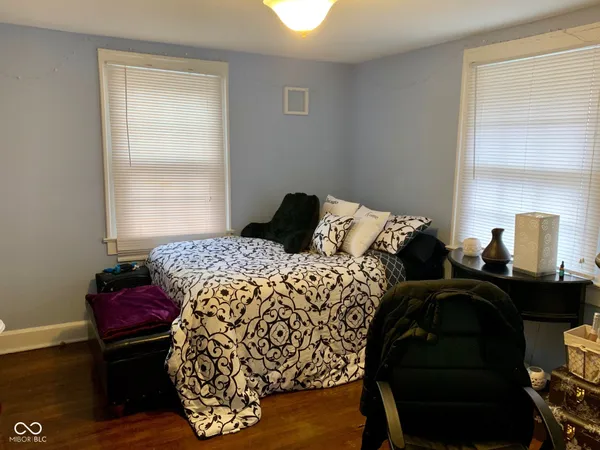 $2,450 | 425 West 44th Street, Indianapolis, IN 46208