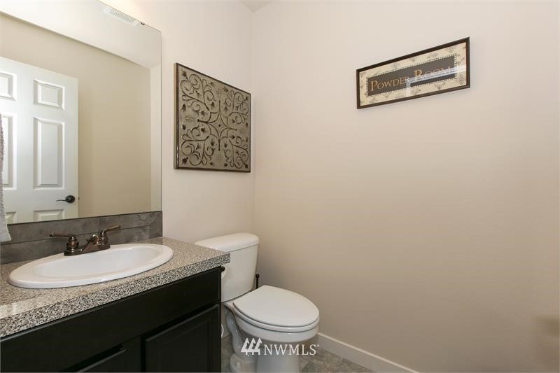 11702 Banner Road Southeast Olalla, WA 98359 - Photo 19 of 21 Gallery Image 19
