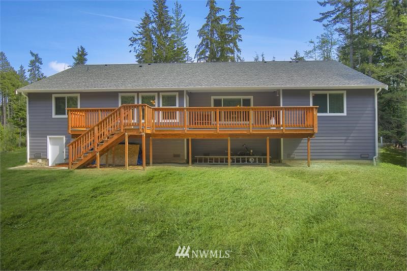 11702 Banner Road Southeast Olalla, WA 98359 - Photo 4 of 21 Gallery Image 4