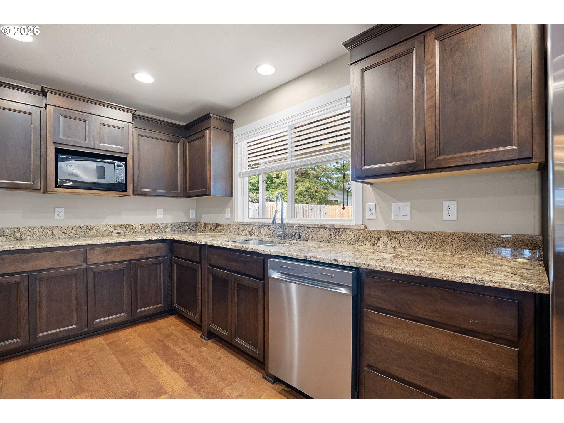 732 3rd Street Brookings, OR 97415 - Photo 16 of 48