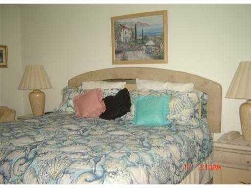 5700 Northwest 2nd Avenue, Unit 109 Boca Raton, FL 33487 - Photo 6 of 9 Boca Teeca 109 - master bedroom