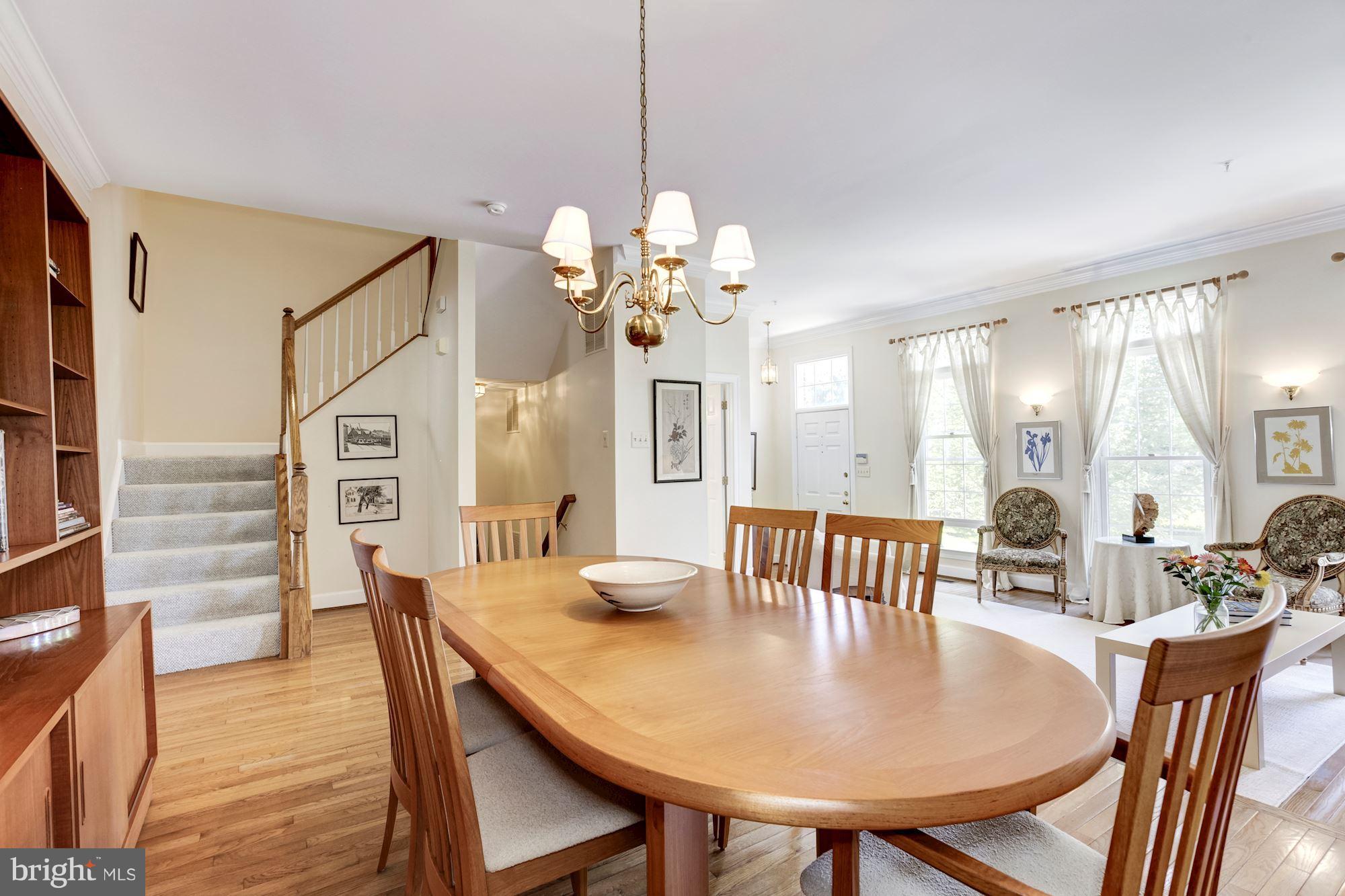 8404 Bells Ridge Terrace Potomac, MD 20854 - Photo 5 of 30 Dining Room