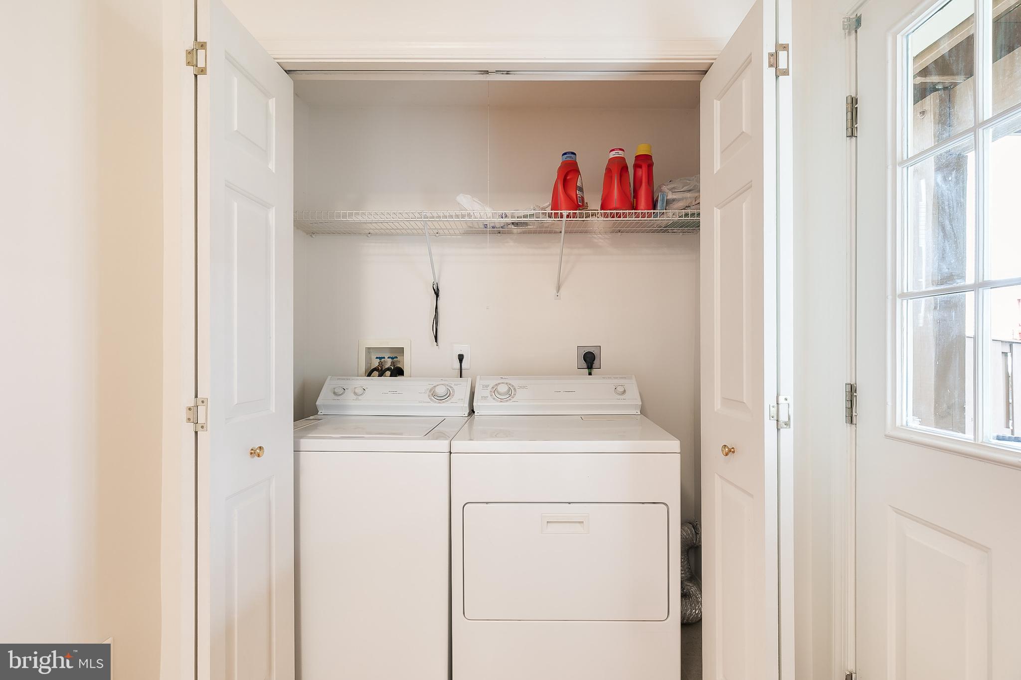 6401 Lureta Ann Lane Springfield, VA 22150 - Photo 12 of 43