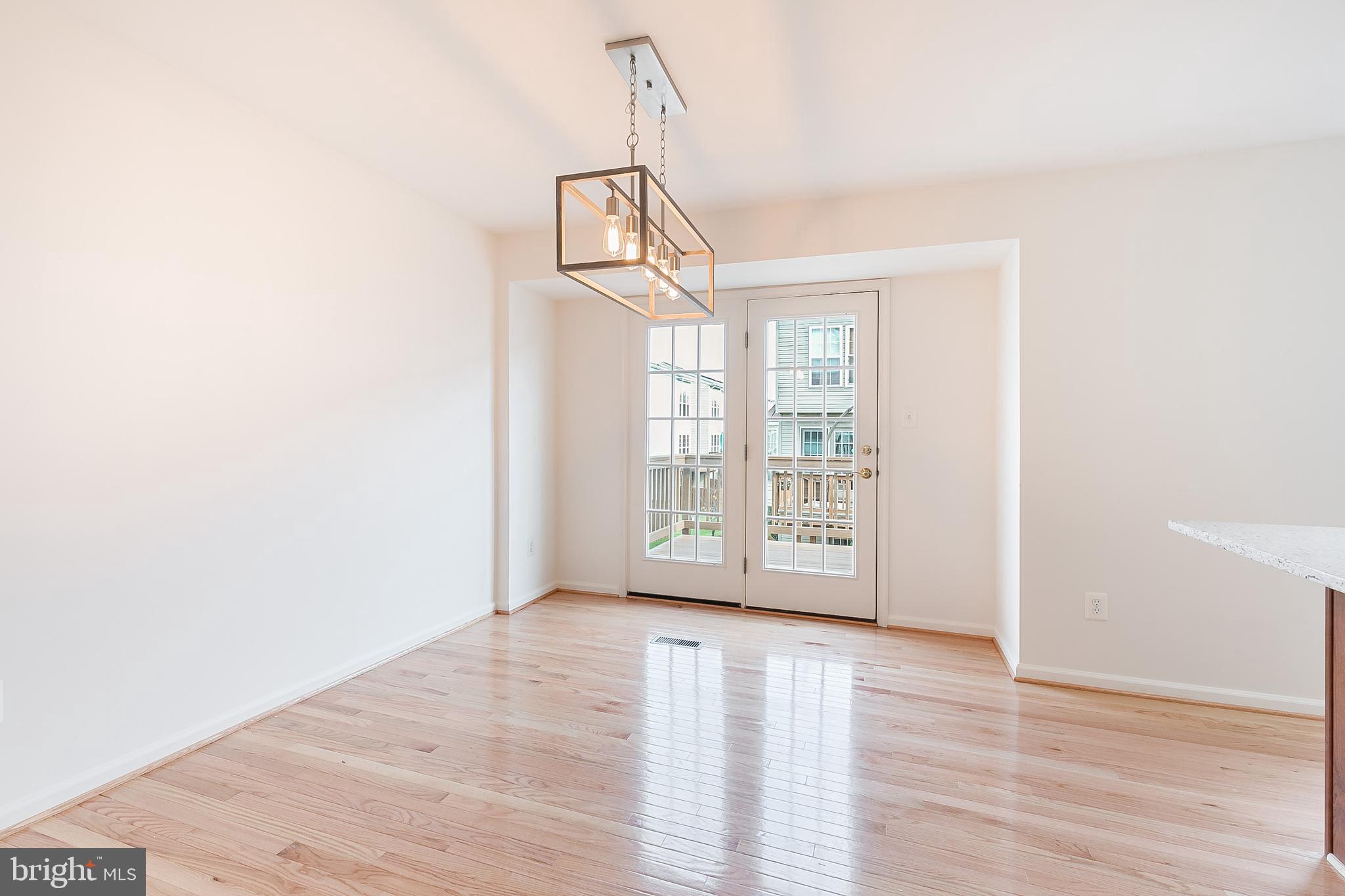 6401 Lureta Ann Lane Springfield, VA 22150 - Photo 13 of 43