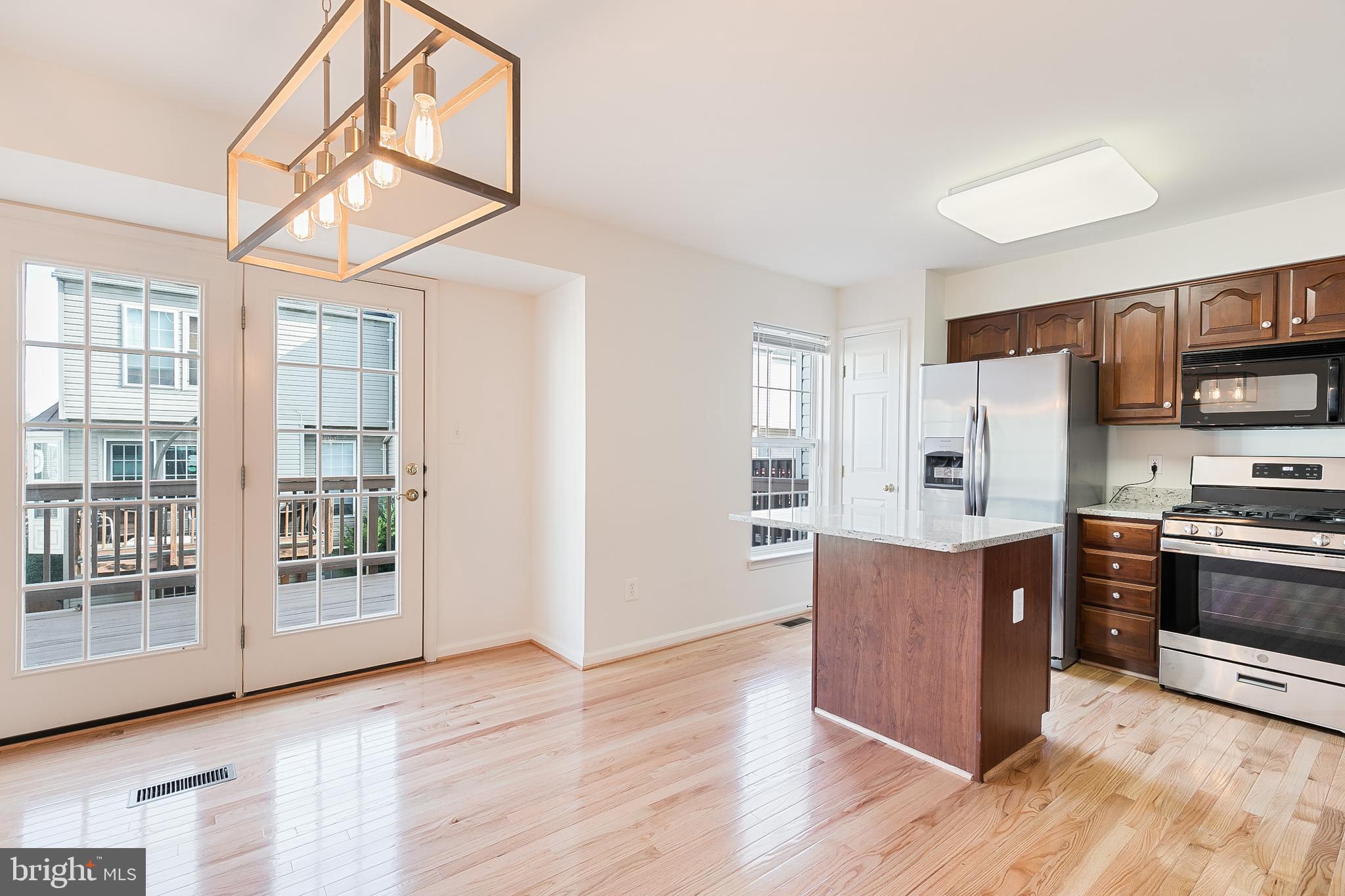 6401 Lureta Ann Lane Springfield, VA 22150 - Photo 18 of 43