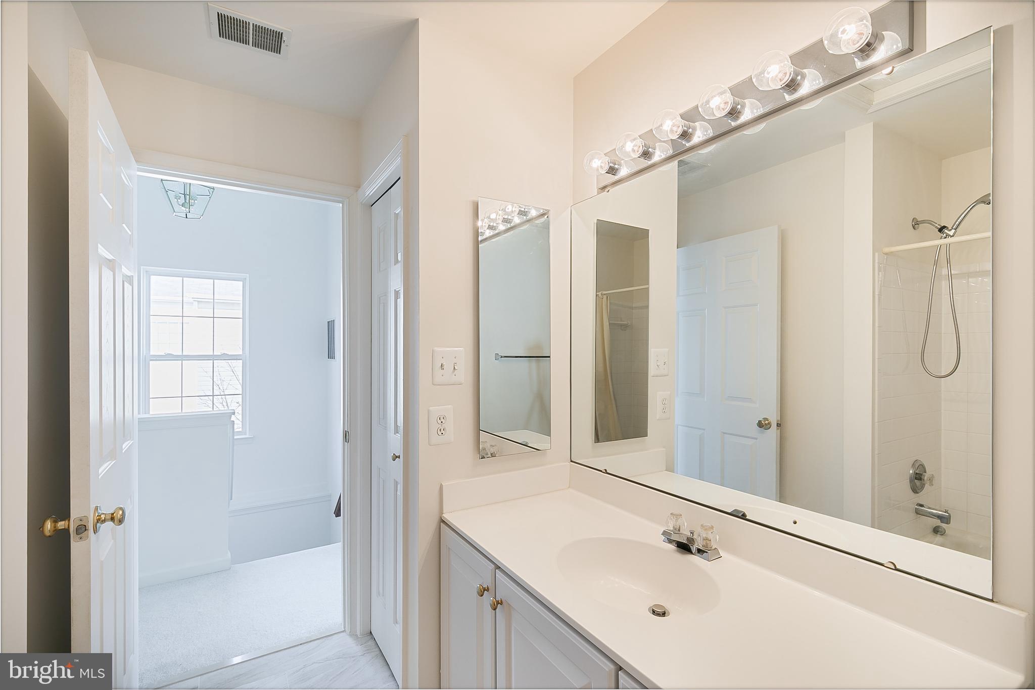 6401 Lureta Ann Lane Springfield, VA 22150 - Photo 24 of 43