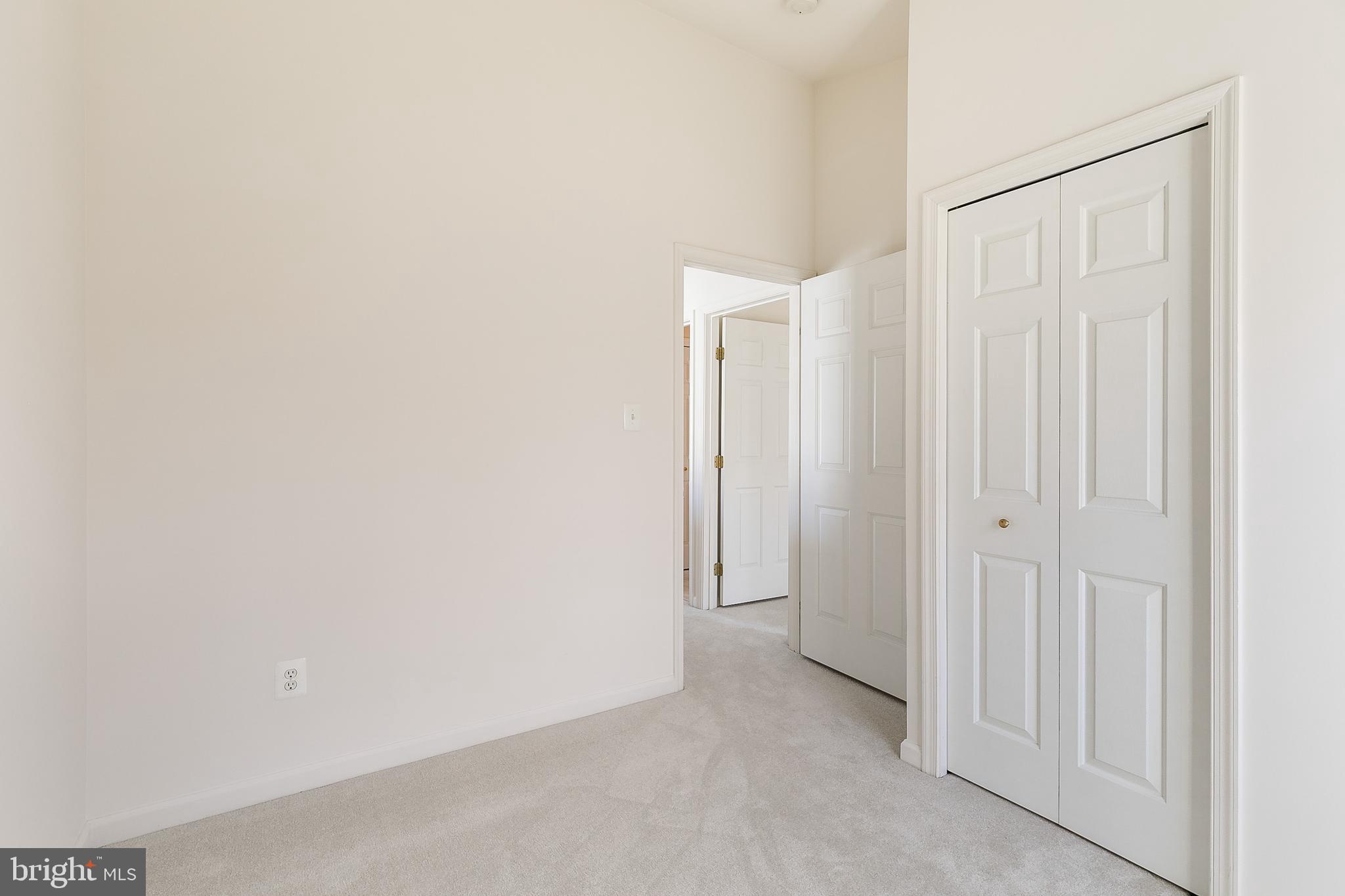 6401 Lureta Ann Lane Springfield, VA 22150 - Photo 29 of 43