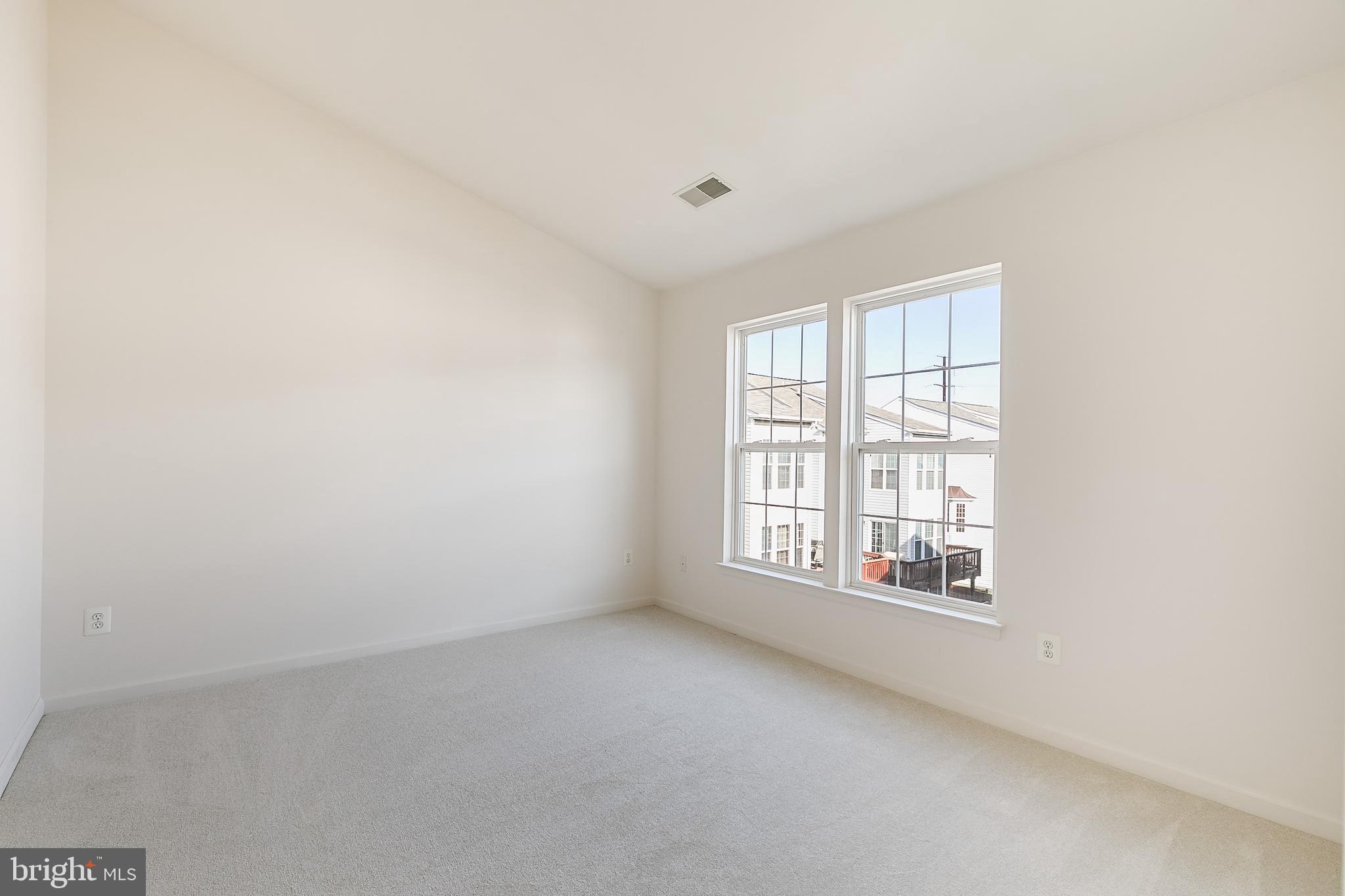 6401 Lureta Ann Lane Springfield, VA 22150 - Photo 33 of 43