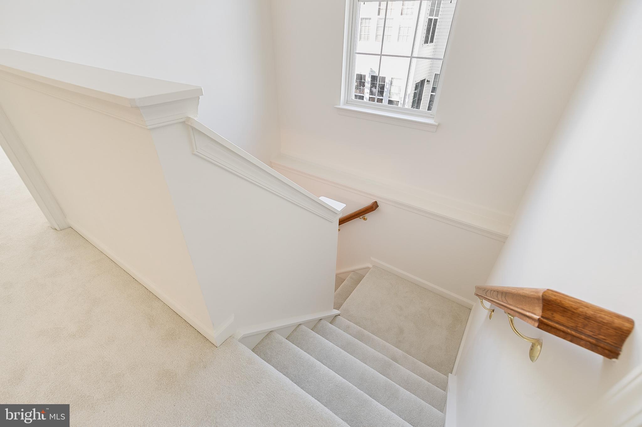 6401 Lureta Ann Lane Springfield, VA 22150 - Photo 35 of 43