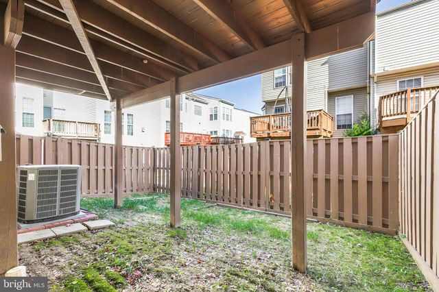 $510,000 | 6401 Lureta Ann Lane, Springfield, VA 22150