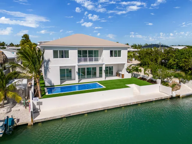 $4,950,000 | 117 Leoni Drive, Islamorada, FL 33036