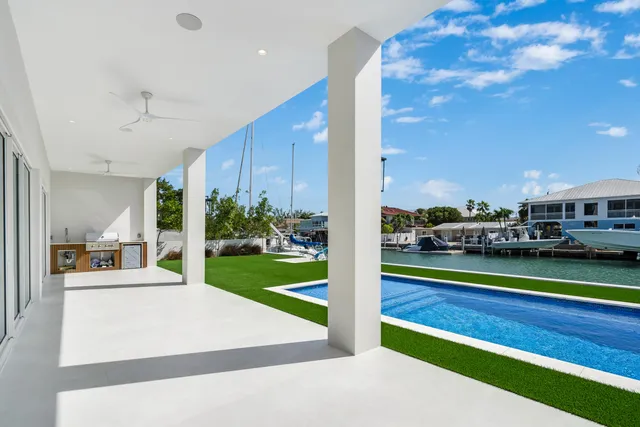 $4,950,000 | 117 Leoni Drive, Islamorada, FL 33036