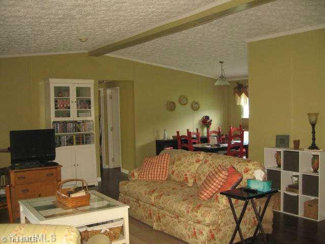 354 Roberts Farm Road Reidsville, NC 27320 - Photo 12 of 16 Living Room.