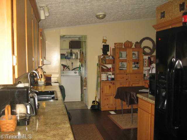 354 Roberts Farm Road Reidsville, NC 27320 - Photo 10 of 16 Kitchen.