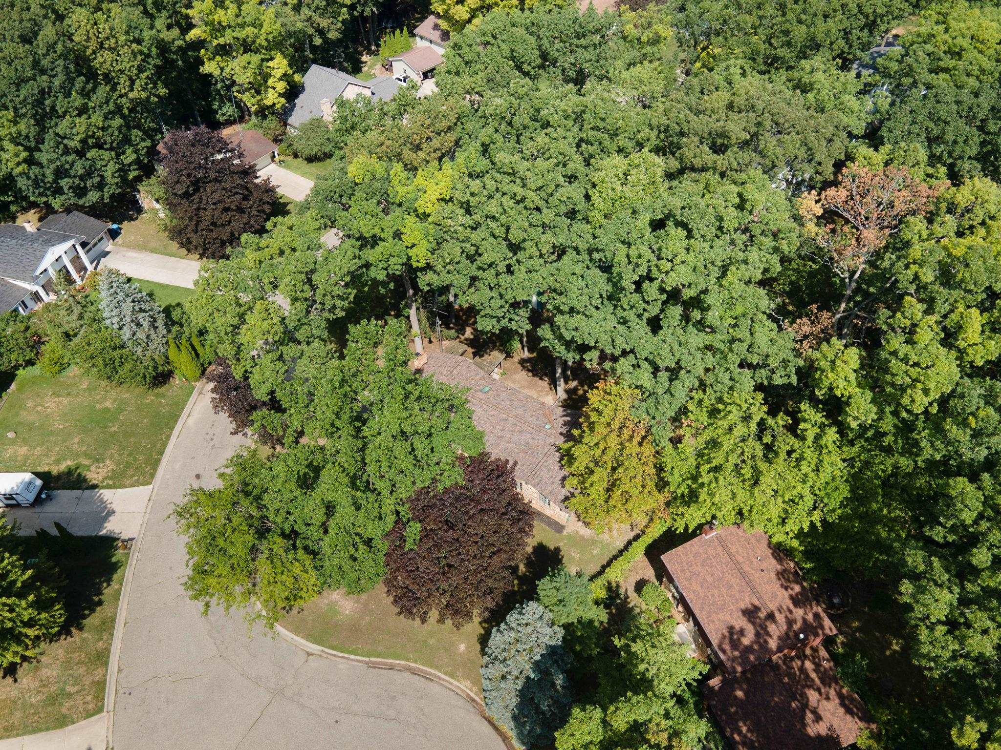 13331 Crane Ridge Drive, Unit 1 Fenton, MI 48430 - Photo 37 of 41 Gallery Image 37