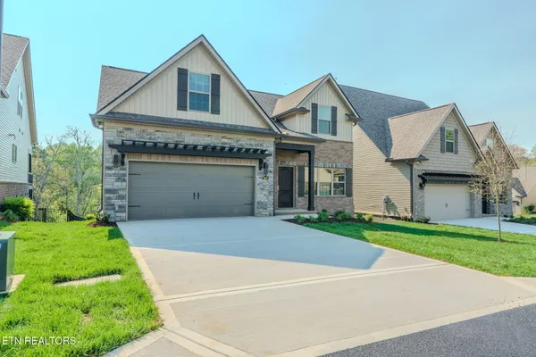 $788,900 | 2927 Snow Pond Road, Knoxville, TN 37931