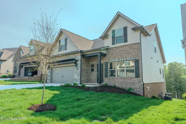 $788,900 | 2927 Snow Pond Road, Knoxville, TN 37931