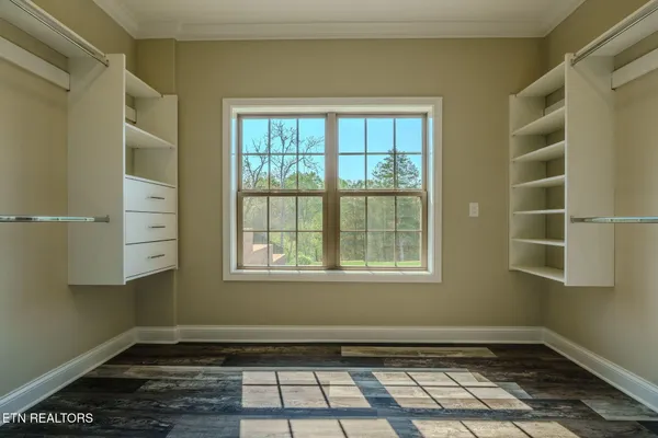 $788,900 | 2927 Snow Pond Road, Knoxville, TN 37931