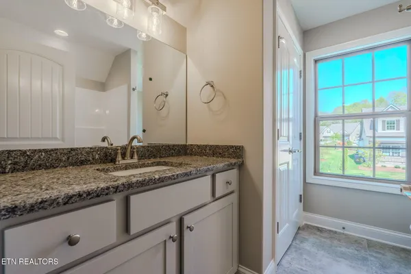 $788,900 | 2927 Snow Pond Road, Knoxville, TN 37931