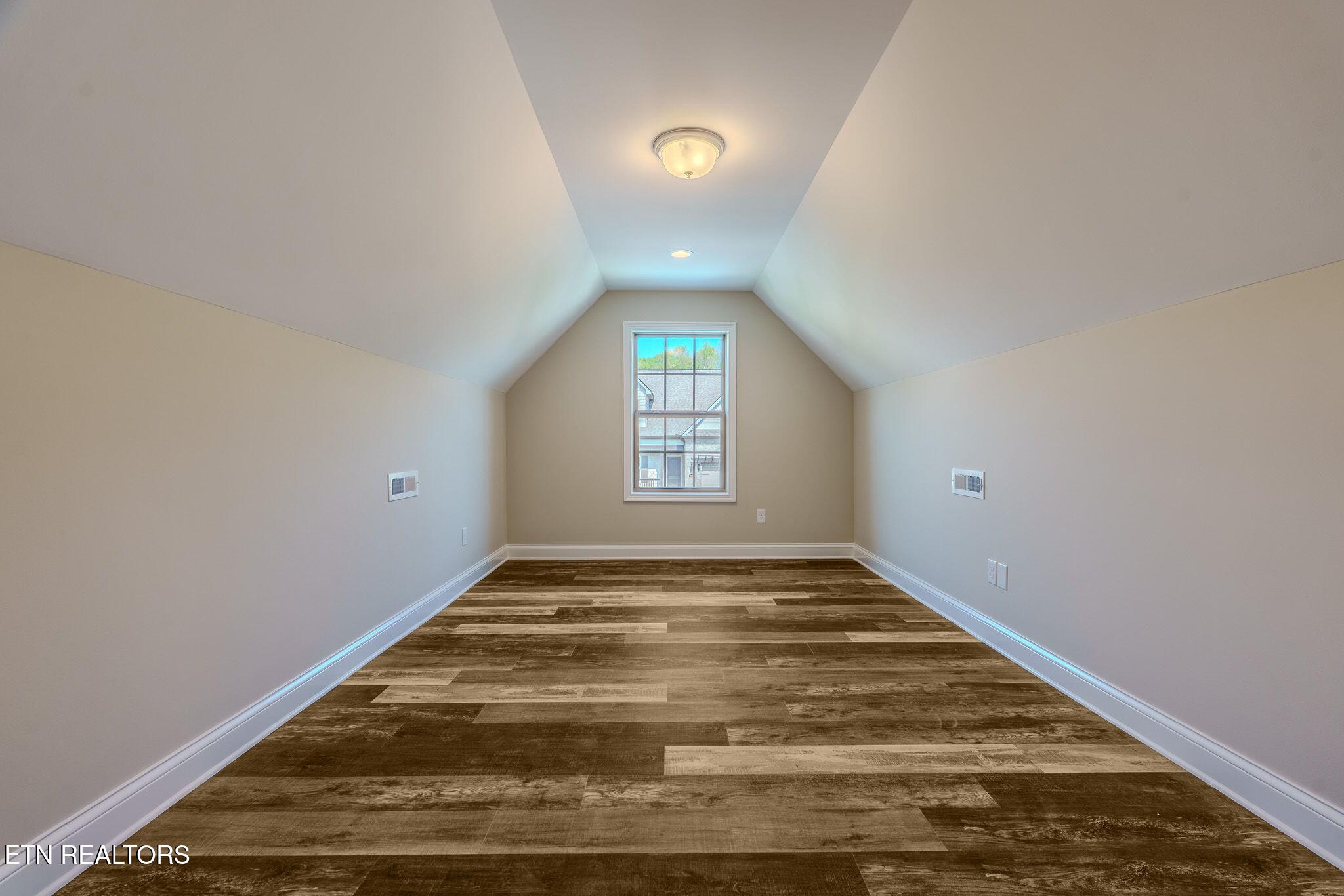 2927 Snow Pond Road Knoxville, TN 37931 - Photo 54 of 60 Upstairs Bonus 2
