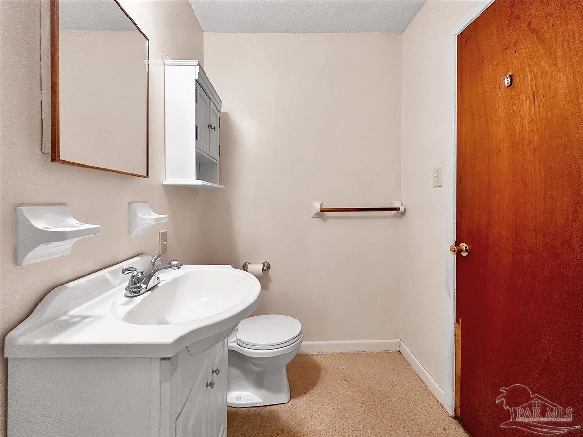 803 Lakewood Road Pensacola, FL 32507 - Photo 25 of 41