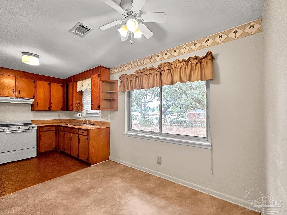 803 Lakewood Road Pensacola, FL 32507 - Photo 7 of 41